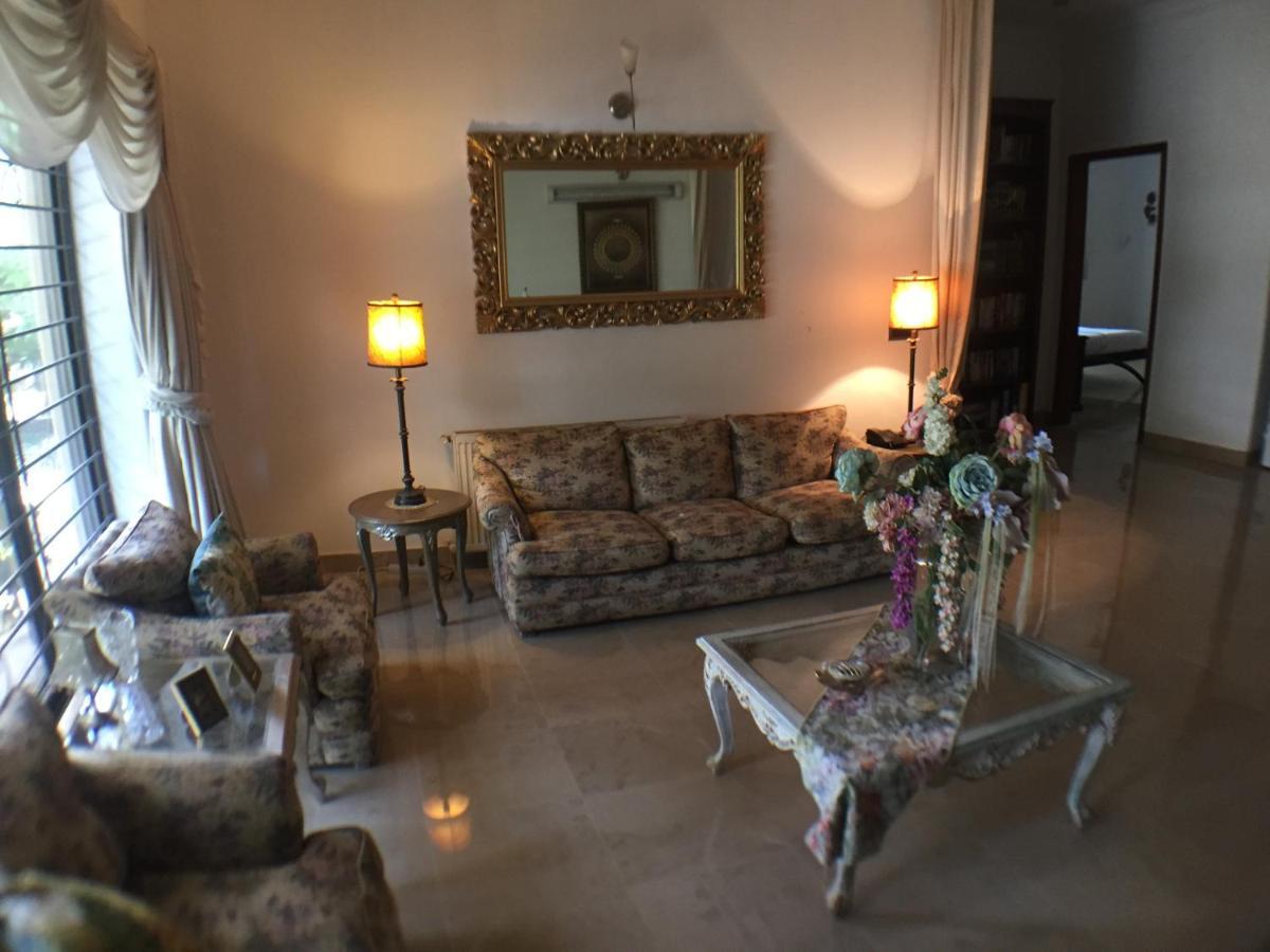 E Lodge Islamabad Extérieur photo