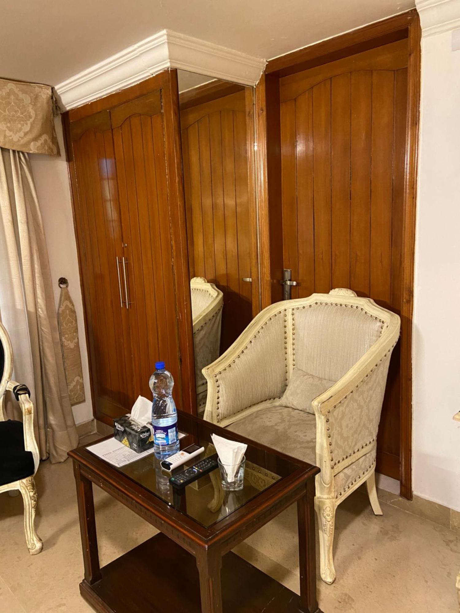 E Lodge Islamabad Extérieur photo